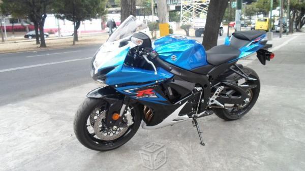 Suzuki gsxr600 factura original todo pagado -14