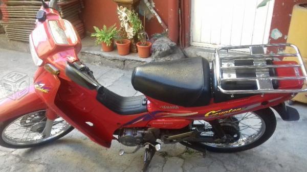 Moto yamaha , 125,cc -09