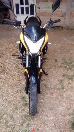 Ce vende mi moto ft 200 seminueva -15