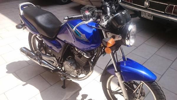 Suzuki EN125 -11