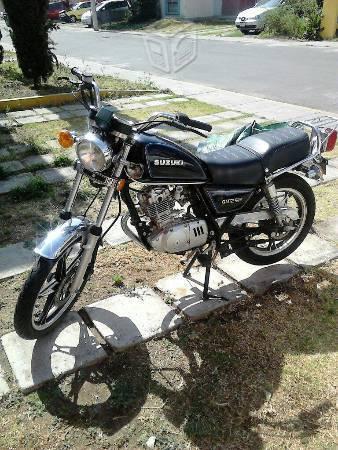 Vendo motocicleta a tratar -12