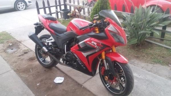 Mto r1 250 con buen trato -15