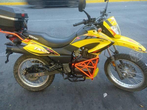 Impecable moto doble propósito keeway TX 200 -15