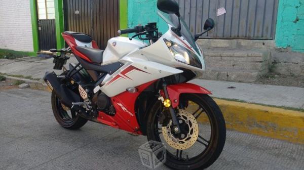 Excelente Motocicleta Yamaha R15 Emplacada -14