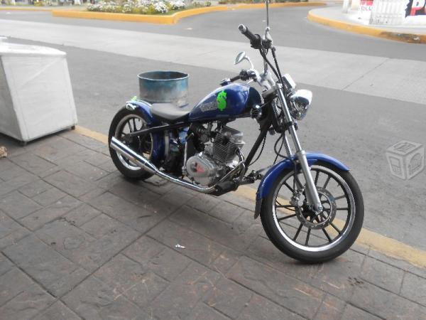Motocicleta 200 cc marca dinamo -15