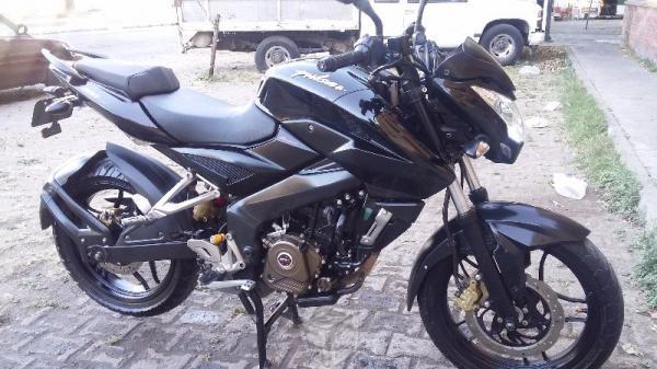 Pulsar 200ns excelente estado -15