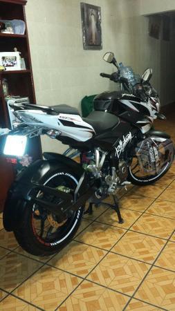 Pulsar ASEGURADA -16