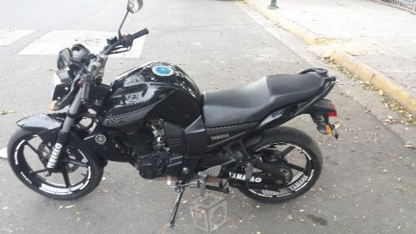 Yamaha Fz -14