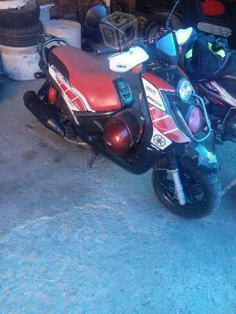 Yamaha bws motard. -09