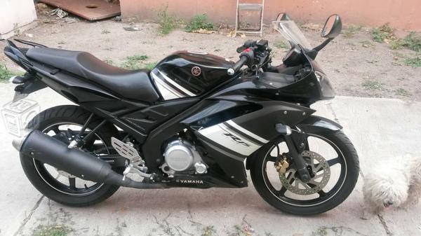 Yamaha r15 -12