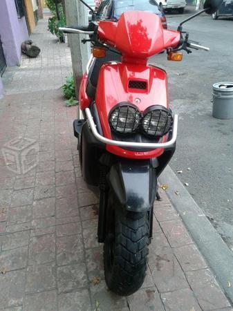 Moto Yamaha Modelo -12