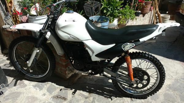 Suzuki ts185 -94