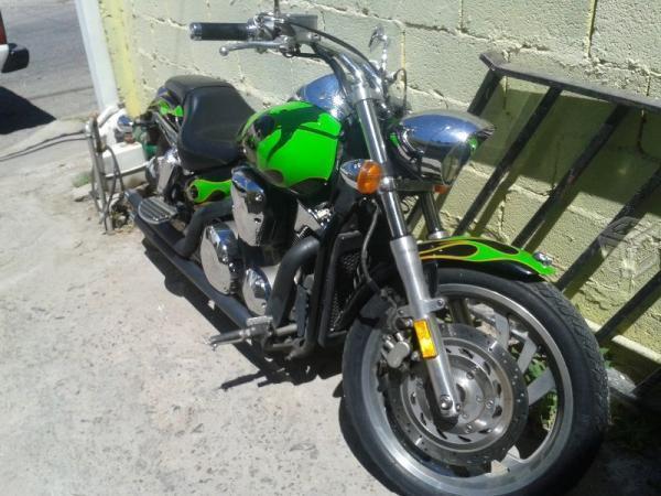 Honda VTX 1300C Con placa -06