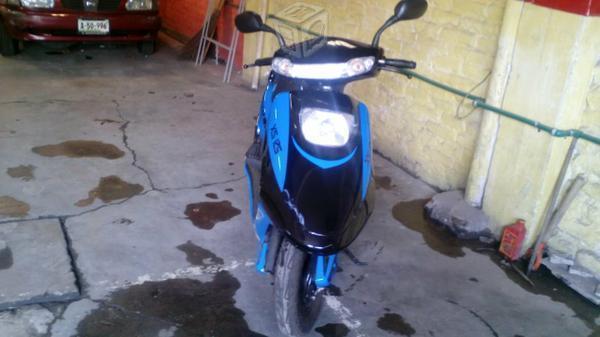 Motoneta Italika XS125 -16