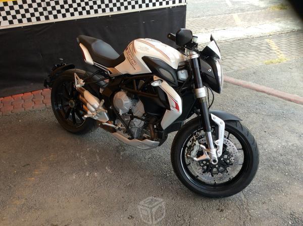 Mv agusta brutale dragster 800 nueva!!! -15