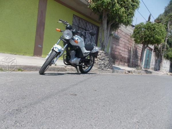 Bonita yamaha 125cc en excelentes condiciones -13