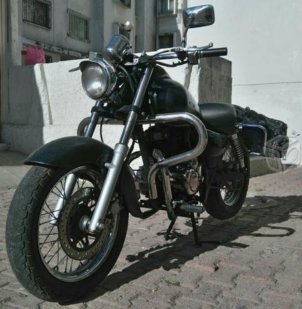 Motocicleta Custom 150cc -02