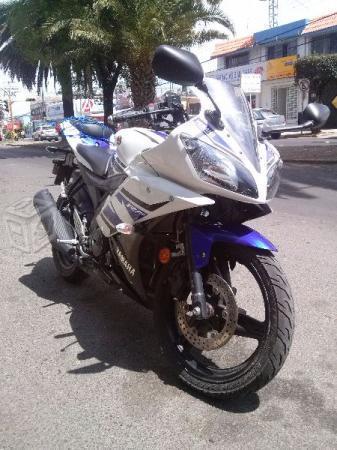 Bonita Yamaha R15 -14