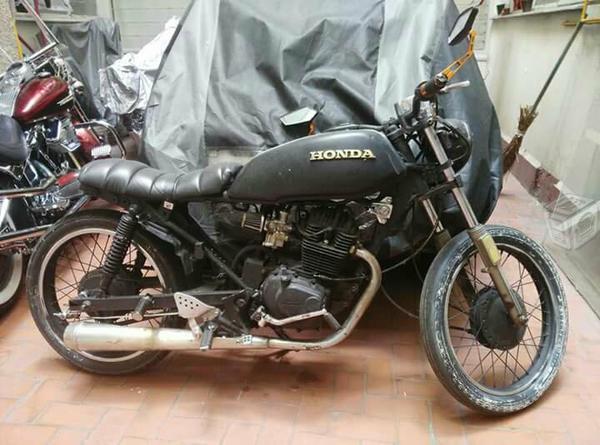 Honda 150 café racer ofrece -01