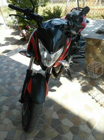 Pulsar 200 cc -14