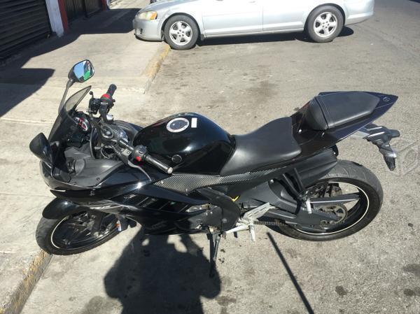 Yamaha R15 -13