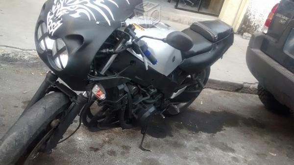 Yamaha 600cc pista al 100 -88