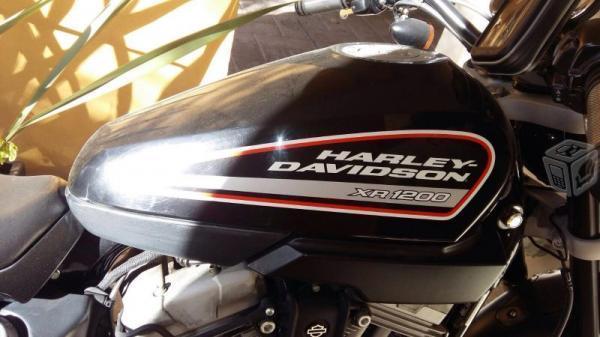 Presciosa Moto Harley Davidson 1200CC XR1200 -09