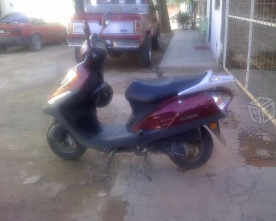 Honda elite 125 -06