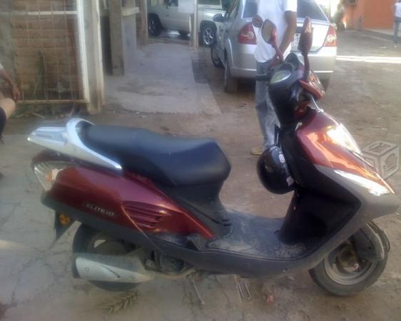 Honda elite 125 -06