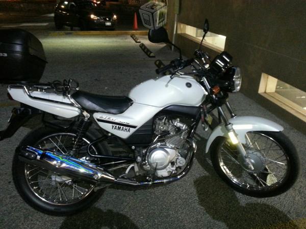 Moto yamaha ybr spres 125 -14