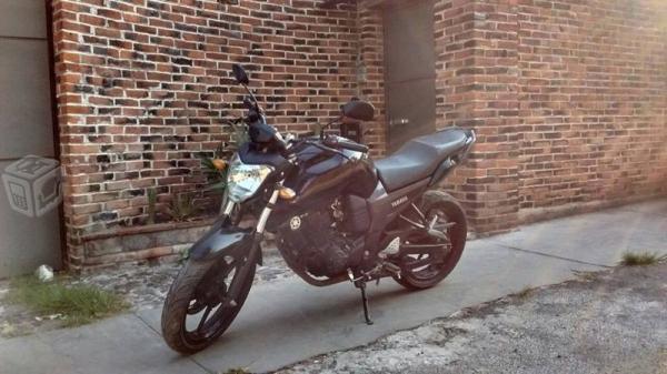 Yamaha fz -13