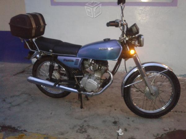 Honda 125 cg solo hoy -93