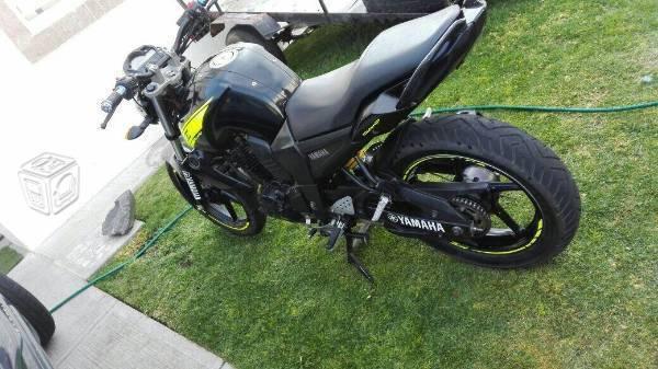 Moto yamaha fz 150 cc