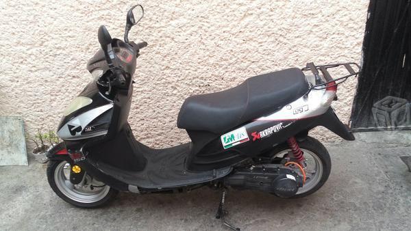 Motoneta ITALIKA 150cc -13