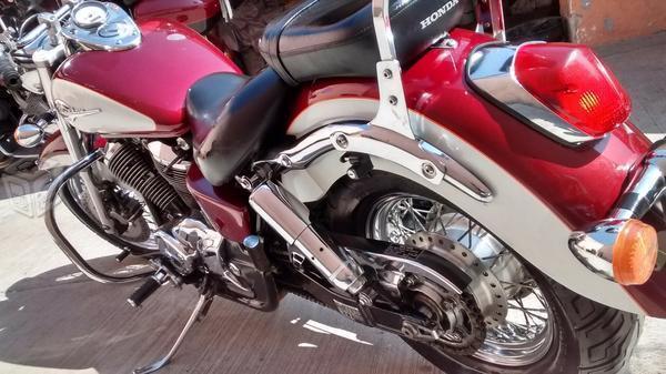 Preciosa Shadow American clasic 750cc