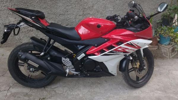 Yamaha r15- -16