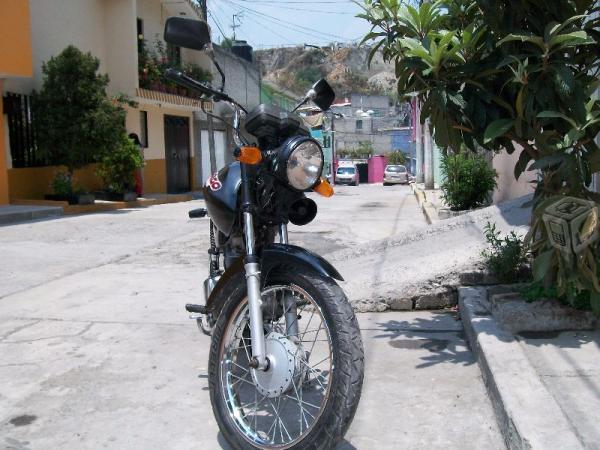 Moto honda 125cc -99