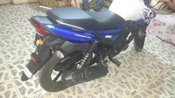 Moto sz rr yamaha 150 -16