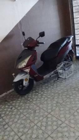 Vendo moto en excelentes condiciones -13