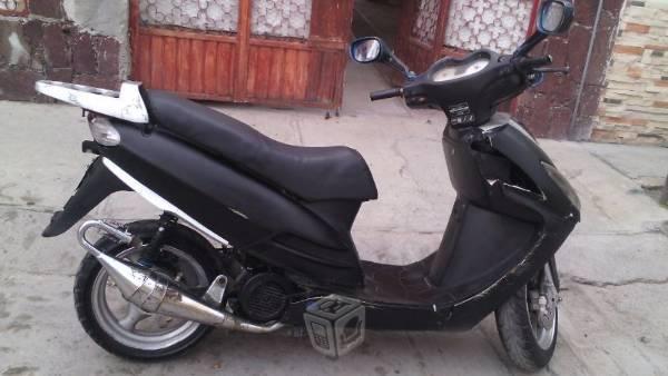 Motoneta italika 150cc, ,excelente motor -09