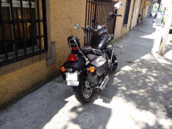 Suzuki GZ-150 Edición Especial Black Road -14