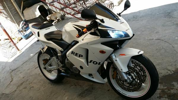 Cbr 600 rr -04