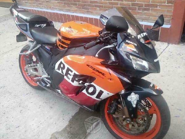 Honda rr repsol -05