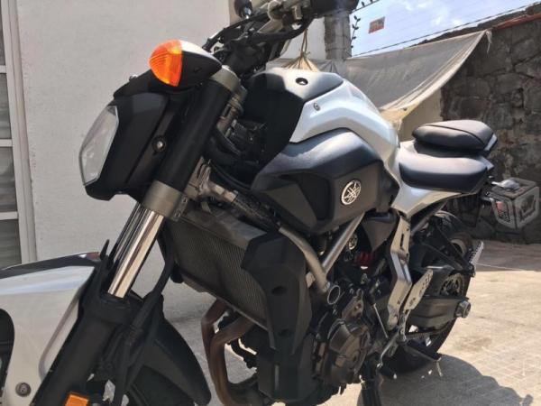 Yamaha FZ07 -15