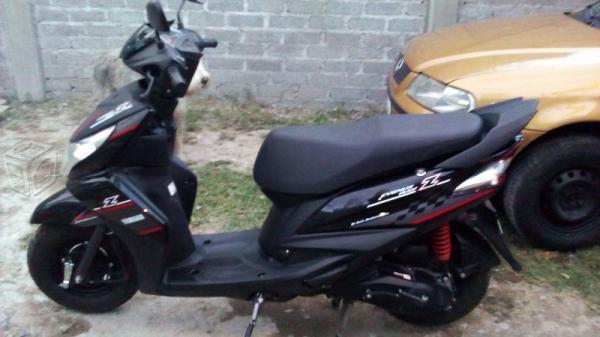 Yamaha ray z a mi nombre -15