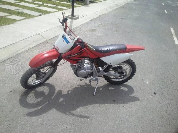 Bonita motocicleta honda c.c.80 -09