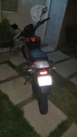 Cambio moto nueva por pick up -15