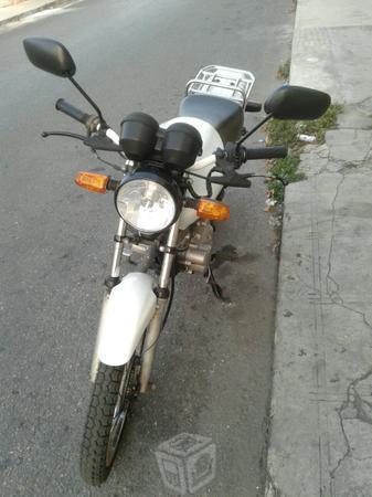 Vendo moto honda cargo 125 brasileña -01