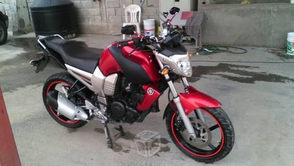 Bonita Moto FZ 16 al 100 -11