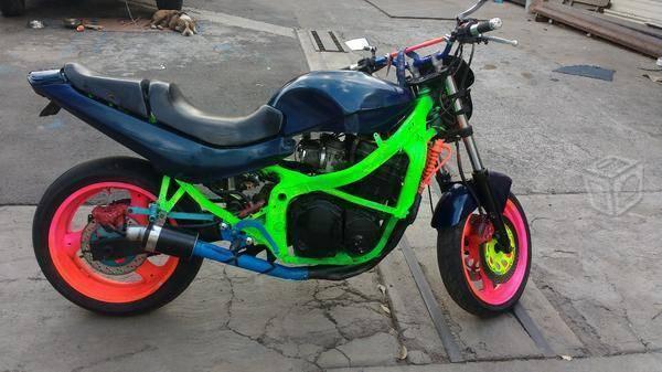 V/c Suzuki ajustada pista stunt por fz -93